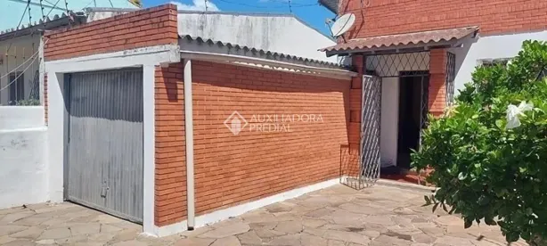 Casa com 3 Quartos à venda, 70m² no Camaquã, Porto Alegre