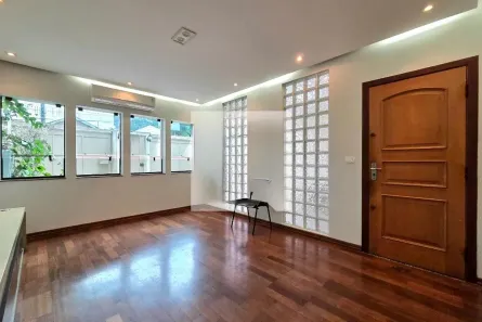 Casa com 3 Quartos à venda, 160m² no Planalto Paulista, São Paulo