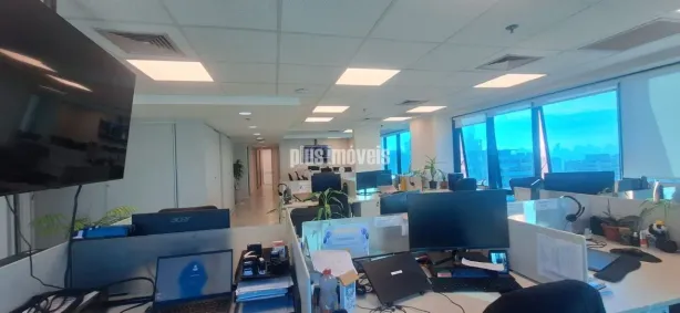 Sala Comercial para alugar, 172m² no Indianópolis, São Paulo