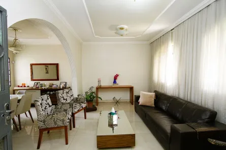 Casa com 4 Quartos à venda, 300m² no Dom Bosco, Belo Horizonte