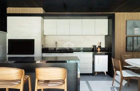 Casa com 4 Quartos à venda, 479m² no Córrego Grande, Florianópolis