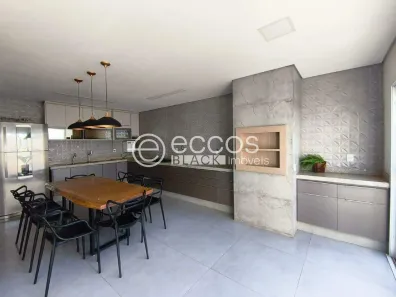 Casa de Condomínio com 3 Quartos para alugar, 200m² no Granja Marileusa, Uberlândia