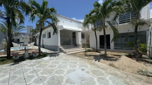 Casa com 10 Quartos à venda, 300m² no Ponta Negra, Natal