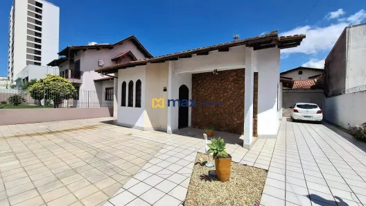 Casa com 4 Quartos à venda, 139m² no São João, Itajaí