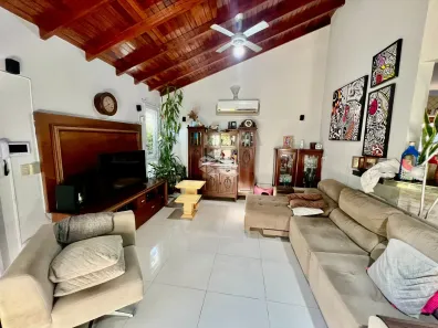 Casa com 3 Quartos à venda, 260m² no Campeche, Florianópolis