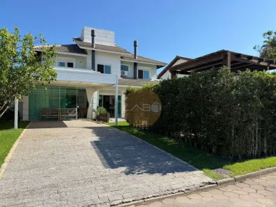 Casa de Condomínio com 3 Quartos à venda, 222m² no Ponta das Canas, Florianópolis