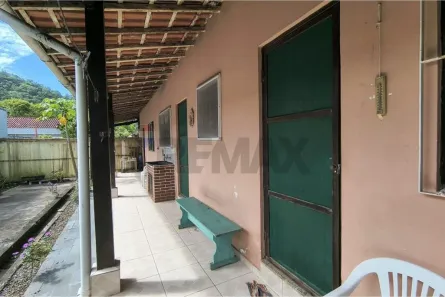 Casa com 2 Quartos para alugar, 130m² no Balneário Garça Vermelha, Peruíbe
