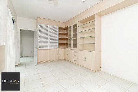 Sala Comercial à venda, 33m² no Auxiliadora, Porto Alegre