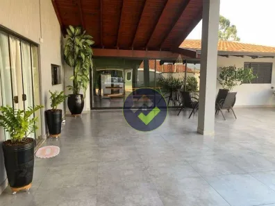 Casa com 3 Quartos à venda, 237m² no Residencial Corvo Branco, Lençóis Paulista