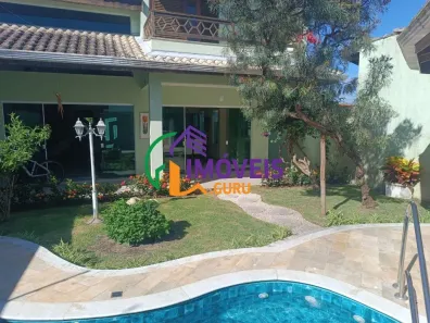 Sobrado com 3 Quartos à venda, 252m² no Jardim Marcia I, Peruíbe