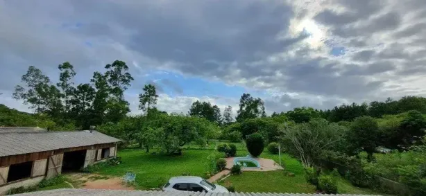 Fazenda/Sítio com 3 Quartos à venda, 3060m² no São Caetano, Porto Alegre