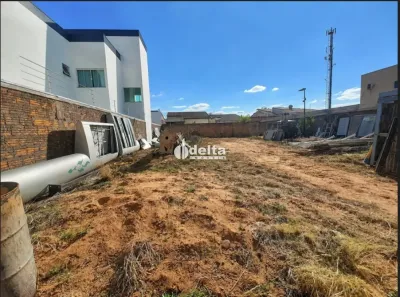 Lote/Terreno à venda, 500m² no Jardim Europa, Uberlândia