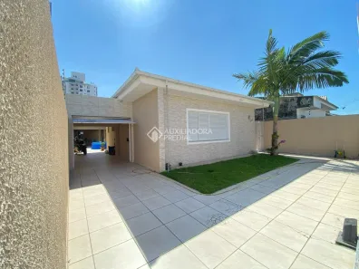 Casa com 4 Quartos à venda, 130m² no Jardim Atlântico, Florianópolis