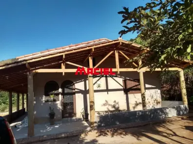 Fazenda/Sítio com 2 Quartos à venda, 80m² no Centro, Monteiro Lobato