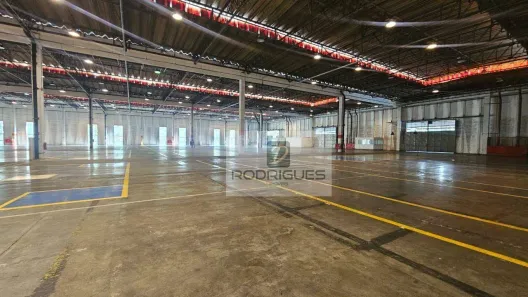 Galpão/Depósito/Armazém para alugar, 3400m² no Demarchi, São Bernardo do Campo