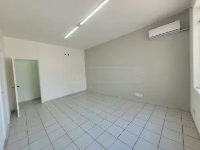 Prédio Comercial para alugar, 169m² no Centro, Piracicaba