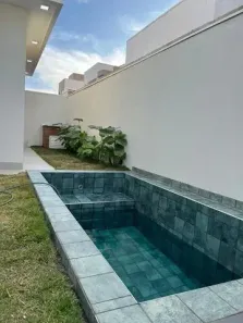 Casa de Condomínio com 4 Quartos à venda, 202m² no Santa Mônica, Uberlândia