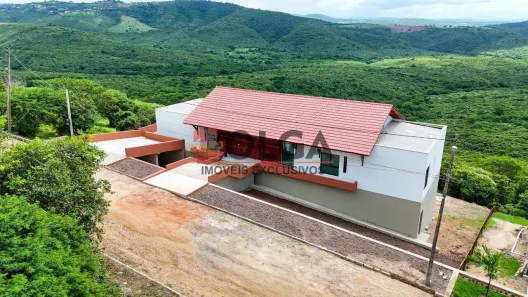 Casa com 4 Quartos à venda, 235m² no Campos do Jordão, Gravatá