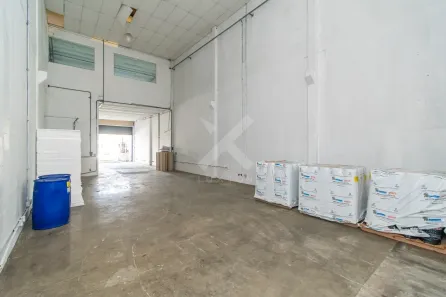 Galpão/Depósito/Armazém para alugar, 240m² no Navegantes, Porto Alegre
