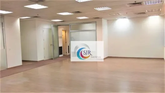 Sala Comercial para alugar, 196m² no Vila Olímpia, São Paulo