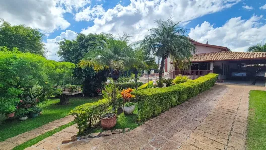 Fazenda/Sítio com 3 Quartos à venda, 352m² no Vale Verde, Valinhos