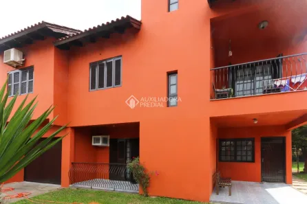 Casa com 5 Quartos para alugar, 300m² no Centro, Canoas