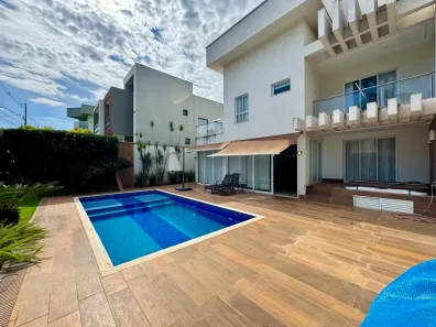 Casa de Condomínio com 4 Quartos à venda, 530m² no Condomínio do Lago 1ª Etapa, Goiânia