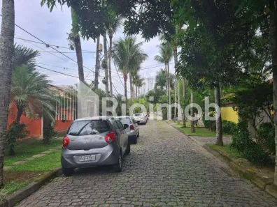 Lote/Terreno à venda, 642m² no Vargem Pequena, Rio de Janeiro