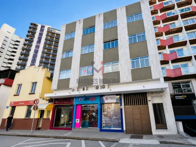 Kitnet com 1 Quarto para venda ou aluguel, 38m² no São Mateus, Juiz de Fora