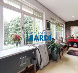 Casa com 2 Quartos à venda, 220m² no Cidade Monções, São Paulo