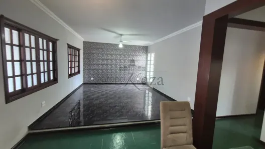 Casa com 4 Quartos à venda, 229m² no São João, Jacareí