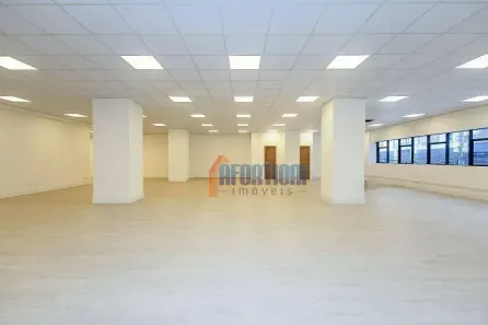 Sala Comercial para venda ou aluguel, 347m² no Jardim Botânico, Curitiba