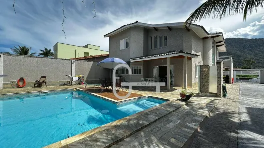 Casa com 4 Quartos à venda, 400m² no Balneário Stella Maris, Peruíbe