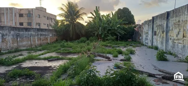 Lote/Terreno à venda, 480m² no Monte Castelo, Parnamirim