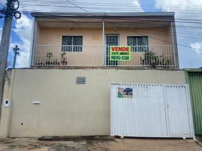 Sobrado com 3 Quartos à venda, 160m² no Fazendinha, Brasília