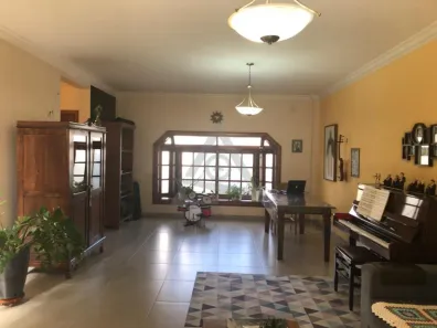 Casa com 3 Quartos à venda, 319m² no Jardim Chapadão, Campinas