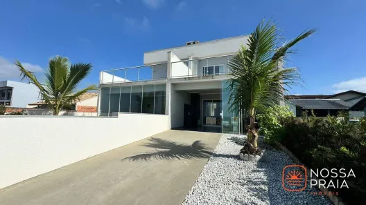 Sobrado com 4 Quartos à venda, 171m² no Cambijú, Itapoá