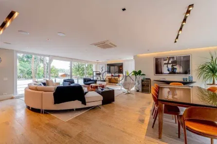 Casa de Condomínio com 3 Quartos à venda, 765m² no Jardim Petrópolis, São Paulo