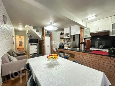 Casa com 2 Quartos à venda, 200m² no São Geraldo, Porto Alegre