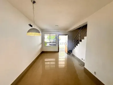 Casa de Condomínio com 3 Quartos para alugar, 150m² no Santa Cruz, Cuiabá