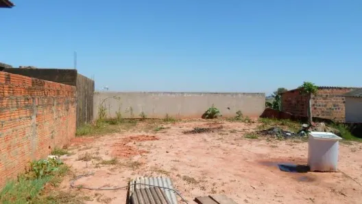 Lote/Terreno à venda, 252m² no Jardim Cobral, Presidente Prudente