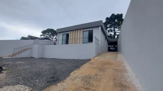 Casa com 3 Quartos à venda, 170m² no Uvaranas, Ponta Grossa
