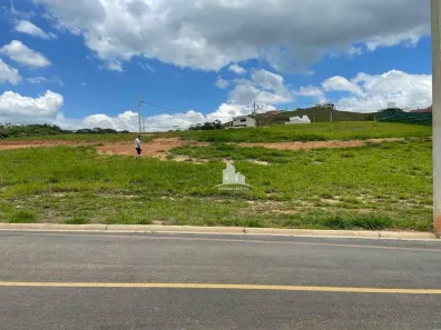 Lote/Terreno à venda, 250m² no Casa de Pedra, Volta Redonda