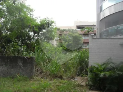 Lote/Terreno à venda, 630m² no Recreio dos Bandeirantes, Rio de Janeiro