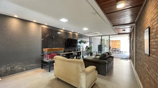 Casa com 2 Quartos à venda, 210m² no Cidade Jardim, Uberlândia