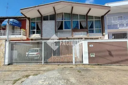 Sobrado com 4 Quartos à venda, 255m² no Vila Nova São José, Campinas