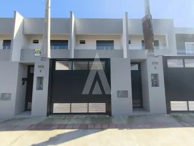 Casa com 3 Quartos para alugar, 131m² no Saguaçu, Joinville