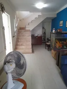 Sobrado com 3 Quartos à venda, 180m² no Parque Bitaru, São Vicente