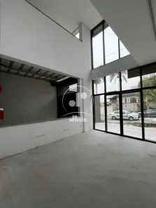 Prédio Comercial para alugar, 1000m² no Vila Guiomar, Santo André