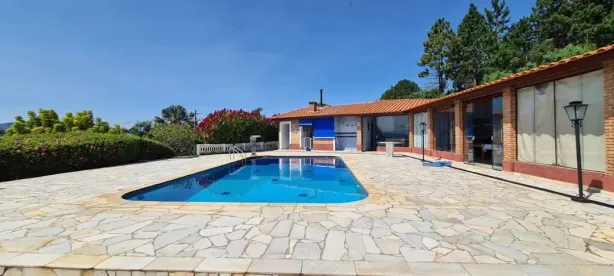 Fazenda/Sítio com 4 Quartos à venda, 636m² no Portão, Atibaia